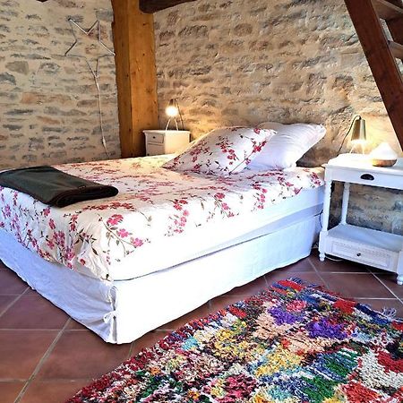 Chambre "Four A Pain" A L'Escale De Varaire Bed & Breakfast Exterior photo